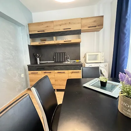 Daisy 4* Szveti Vlasz